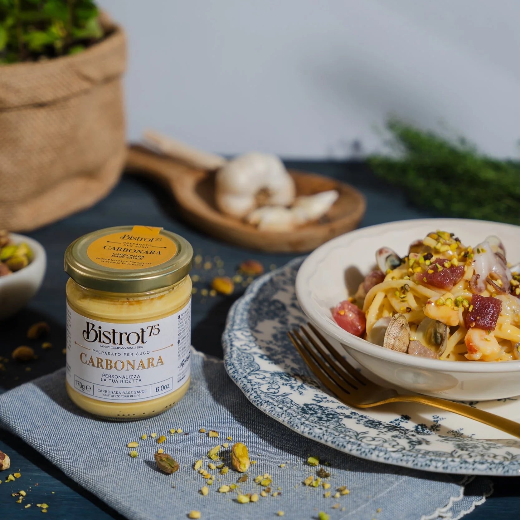 Truffle_Carbonara_Sauce_in_a_Jar 2.jpeg