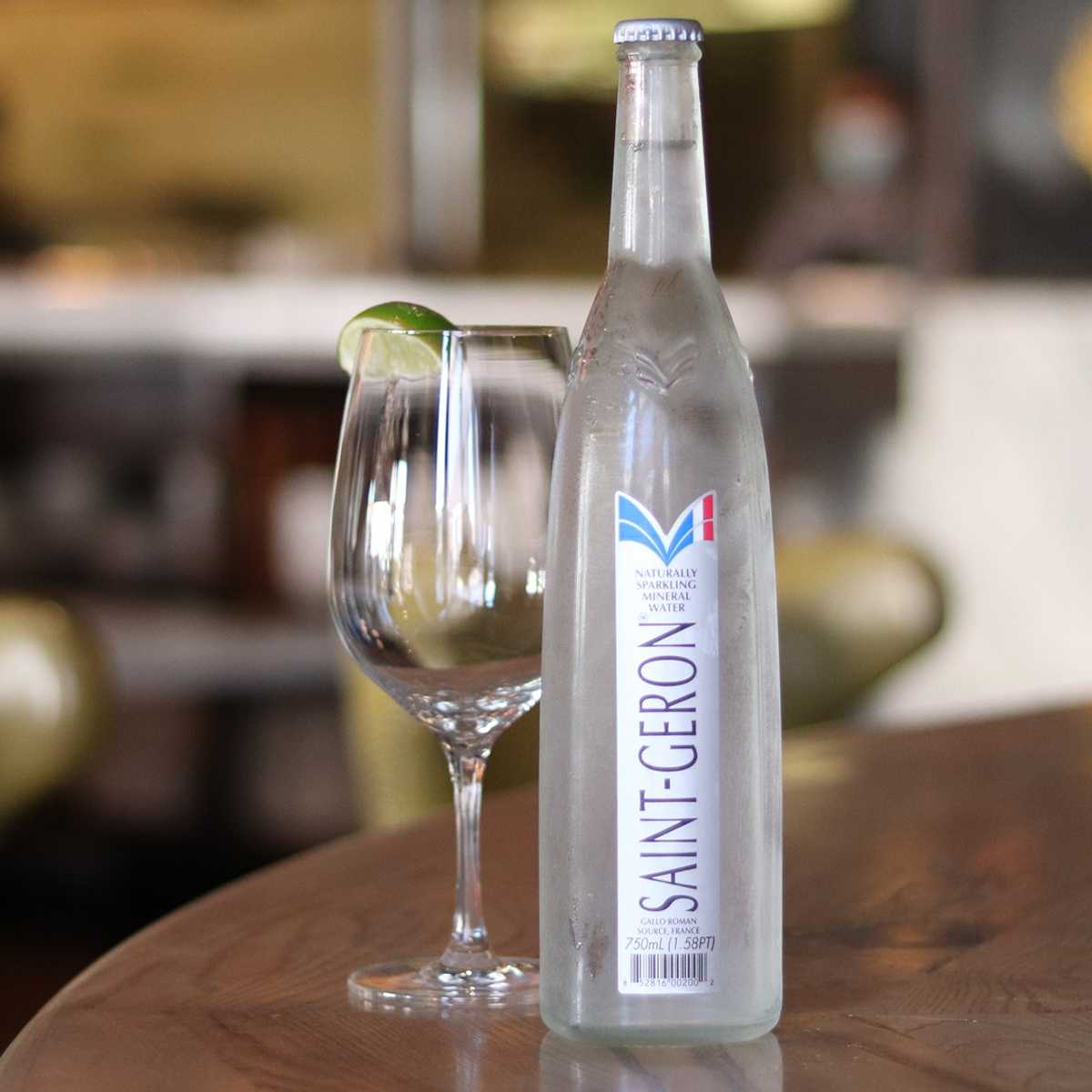 🇫🇷 Saint-Géron Premium Naturally Sparkling Mineral Water (Glass Bottle)
