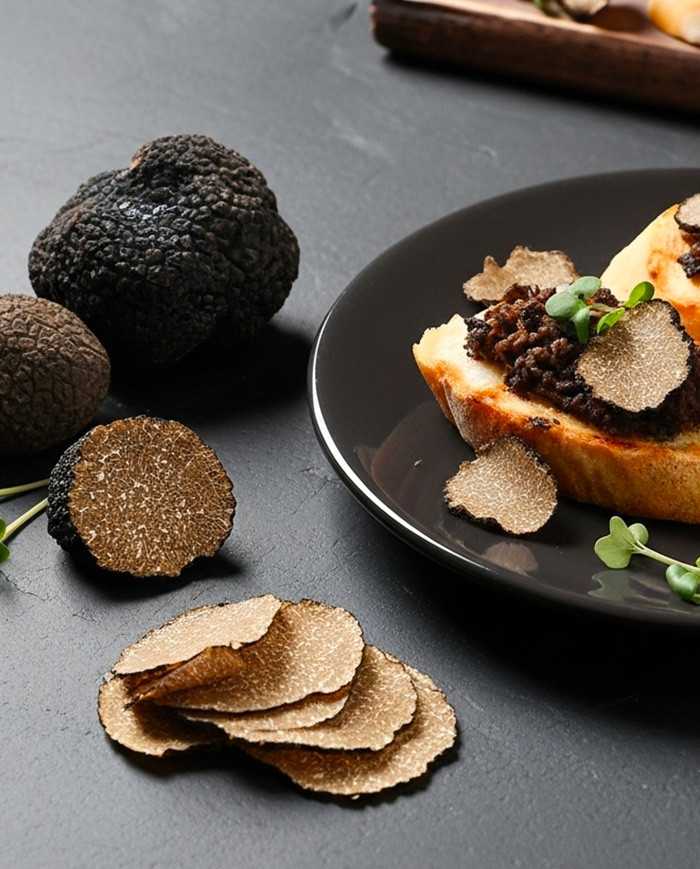 🇫🇷 Fresh Black Burgundy Autumn Truffles 'Tuber Uncinatum' [Pre-Order Only]