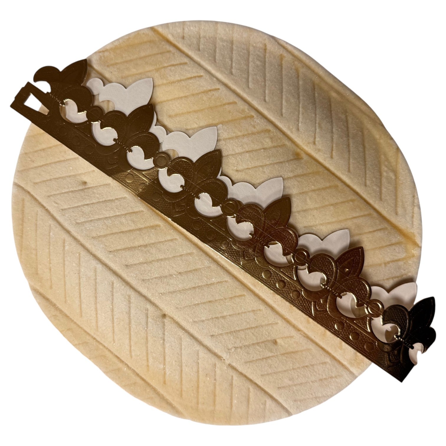 🇫🇷 Galette des Rois (Serves 6-8) [Frozen & Uncooked, w/ Crown & Fève] ❄️ 🚨 Online Only