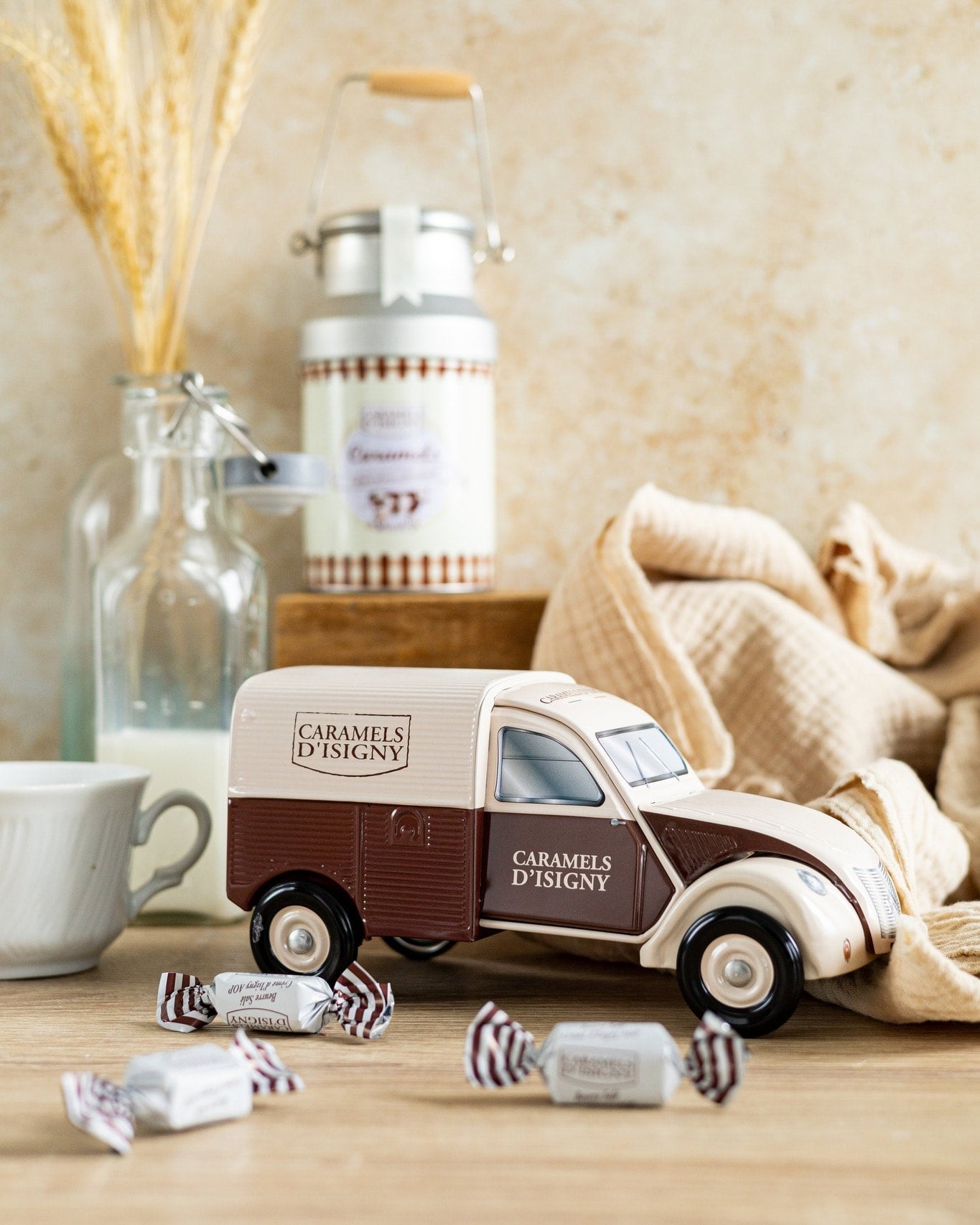 🇫🇷 Isigny Salted Butter & Isigny Cream Caramels by Caramels d'Isigny, 5.29 oz (150g)