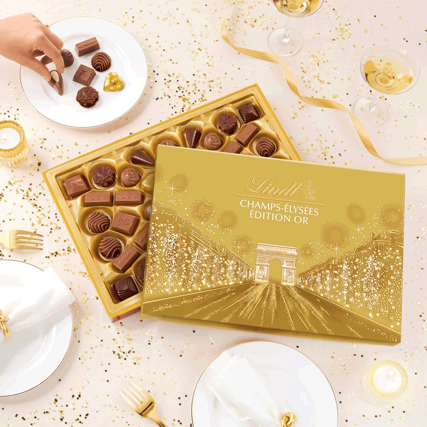 🇫🇷 Champs-Élysées 'Gold Edition' 90 Chocolates X-Large Gift Box by Lindt & Sprüngli, 34 oz (968g)