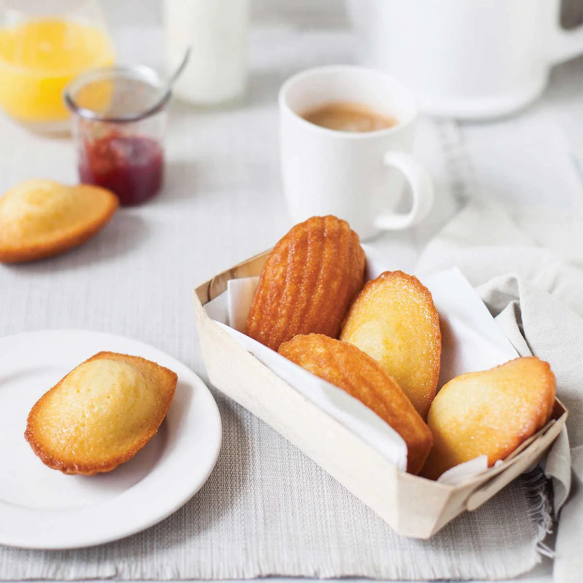 🇫🇷 Classic Madeleines by St-Michel, 0.88 oz (25g)